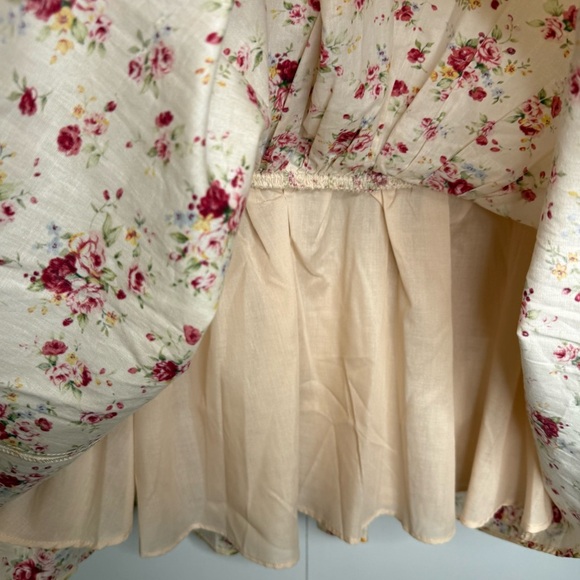 Hyacinth House - Tuckernuck - Addison Floral ruffle sleeve top - small nwt - Picture 6 of 10